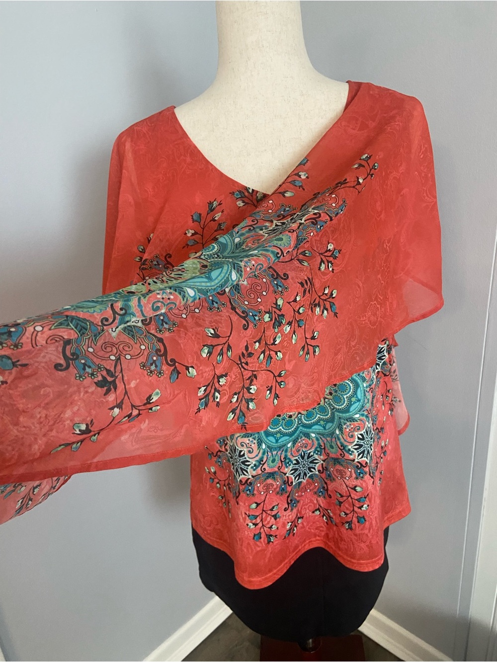 Masseys women’s Coral Tunic with kaftan teal Medallion Print with inner L EUC - Picture 10 of 16